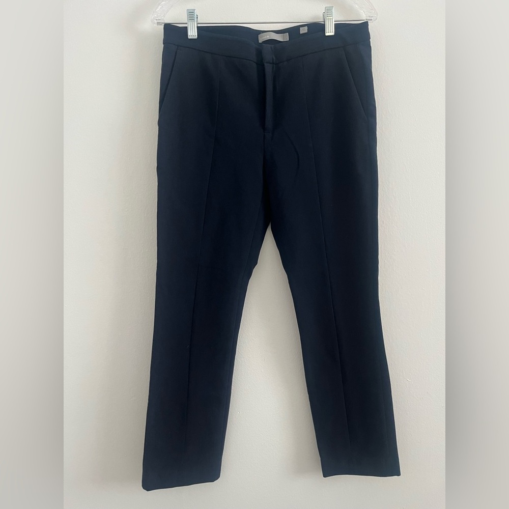 VINCE RN#106730 Size 6 Navy Cropped Causal Pants office career Preppy minimalist